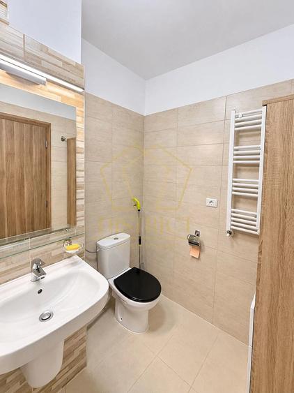 Apartament cu 2 camere semidecomandat în Central