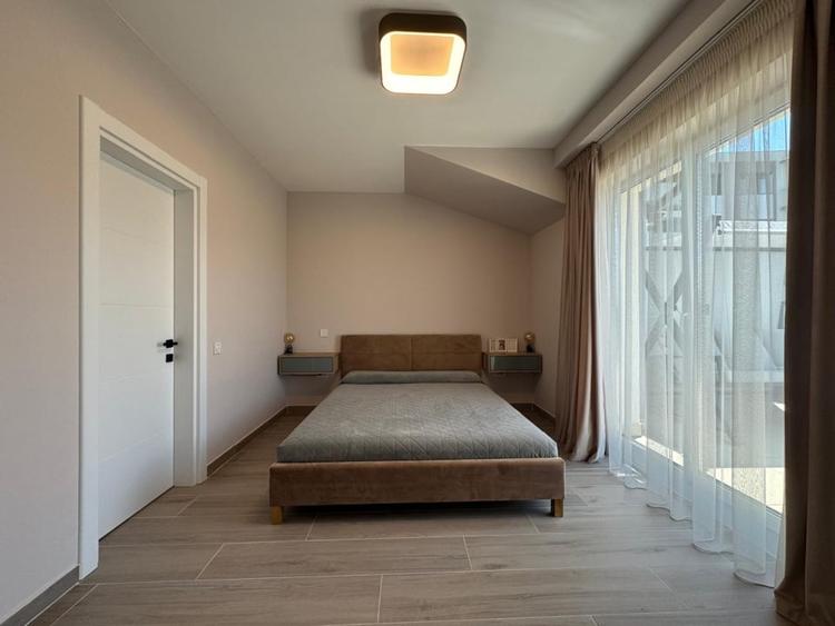 Penthouse de exceptie, vedere Tampa, acces exclusivist cu liftul pana in apart!! - 11