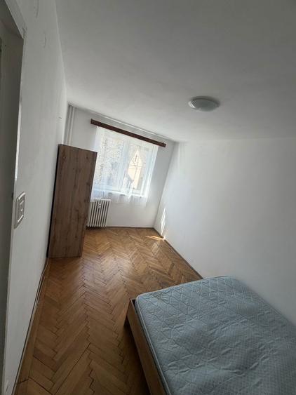 Inchiriez apartament 2 camere et. 1 - 6
