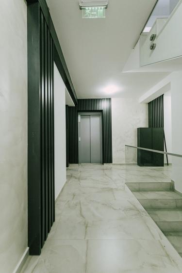 De vânzare un apartament  cu 3 camere în Brasov , zona Tractorul - 19