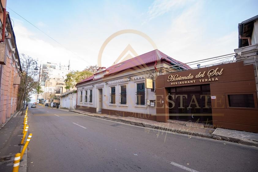 Ultracentral - Proprietate comercială P+M la 200 m de mare. - 1