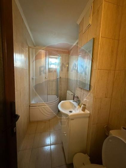 Apartament cu 2 camere de închiriat - 6