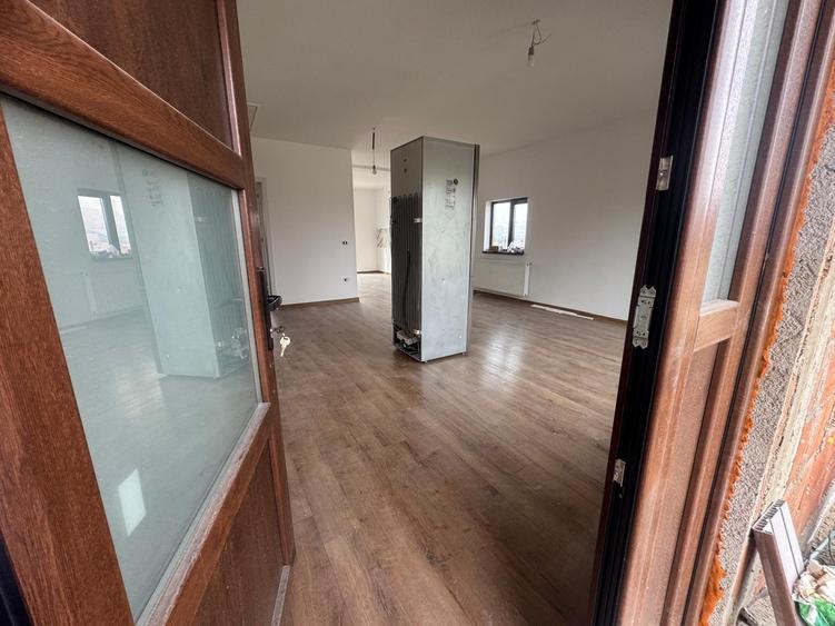 Casa individuala, exterior la gri! - 5