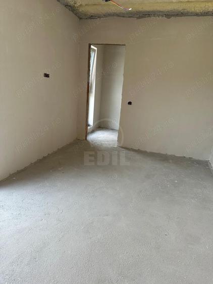 CASA individuala, zona Luna de Sus - 9