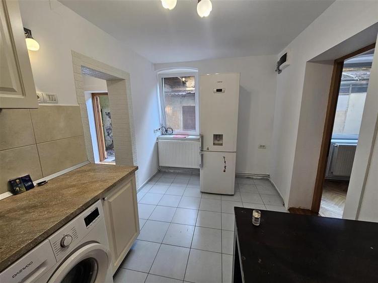 Apartament 2 camere in casa cu gradina CENTRU - 6