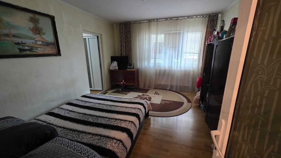 Parter Traian | Vis-a-vis Sala Polivalenta | Ideal spatiu comercial - 4