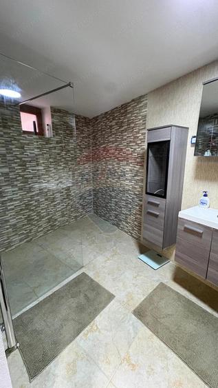 Casa renovata cu 3 camere zona Mosnei - 20