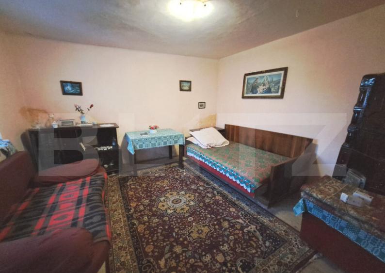 Casa de vanzare, 5 camere, teren generos de 1.290 m2, zona - 4