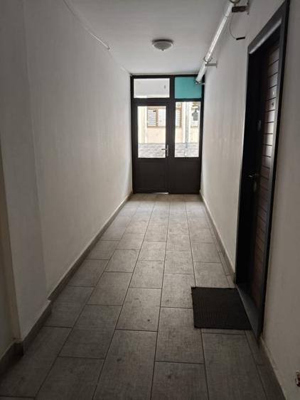 Garsoniera 42 mp de inchiriat – zona ultracentrala Targu Jiu, ideala birou - 6