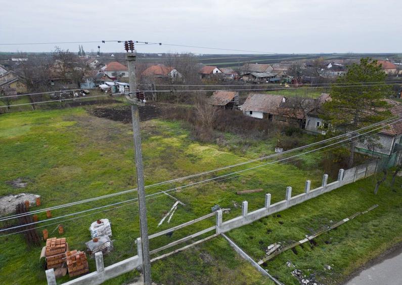 Teren intravilan in Peregu Mic - 4