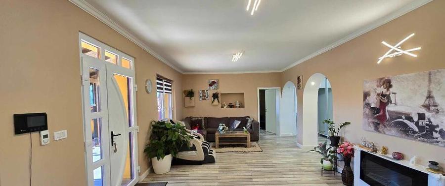 Casa de vanzare, dealuri, zona str.Beldiceanu - 2