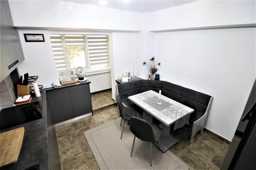 3dec. ICFrimu, str.Nae Leonard, S-uri, et.1, 90mp - 5