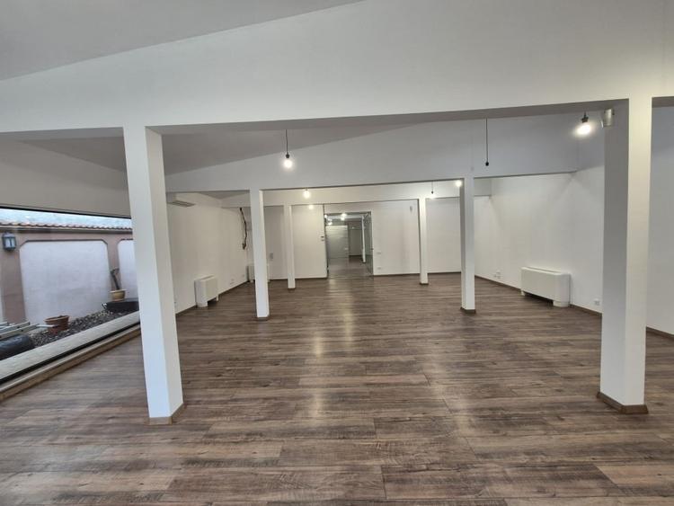 SPATIU DE BIROUR DE INCHIRIAT DOROBANTI-ASE - 1