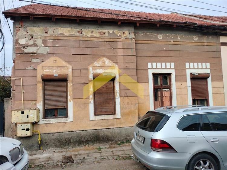 Casa de vanzare zona Parneava - 2