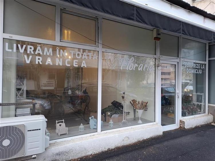 Spatiu Comercial - Florarie, suprafata utila 82 mp - 6