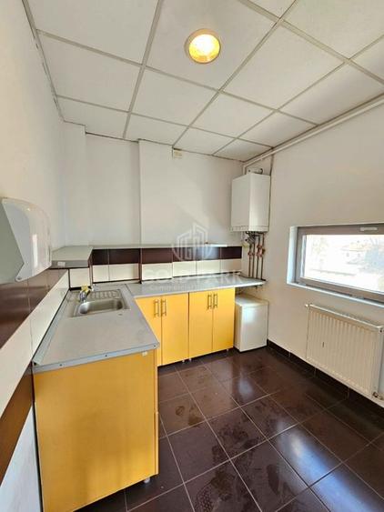 Spatiu Birouri - Zona Centrala - Suprafete de 135 mp - 18