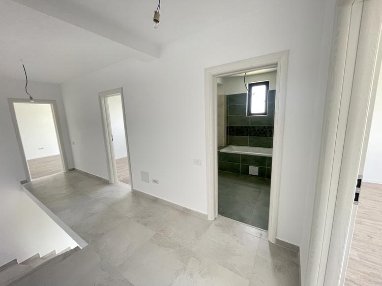 Domnesti 4 dormitoare/ toate utilitatile 400m curte P+1 - 5