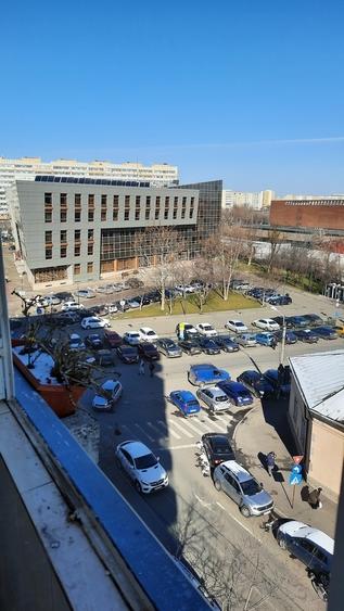 Apartament 3 camere semidecomandat cu 2 grupuri sanitare - 10