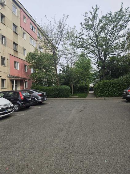 Proprietar- vand garsonirea comfort 1 - 8
