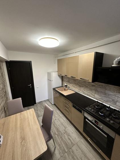 Apartament cu 2 camere decomandat în Exterior Vest