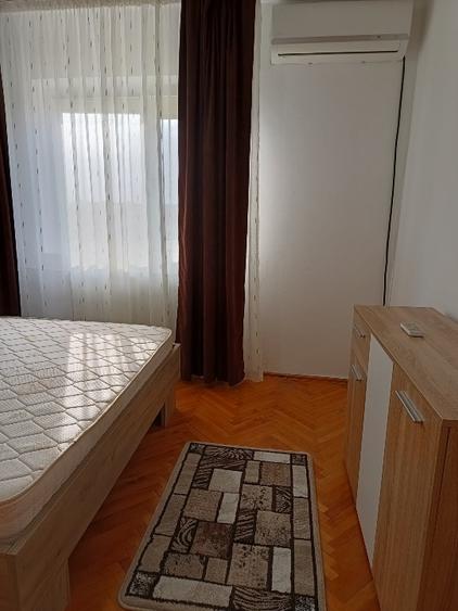 Închiriez apartament 2 cam zona girocului  - 3