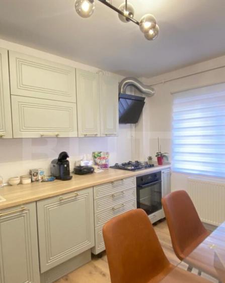 Apartament cu 4 camere, decomandat, pe Calea Bucure?ti - 11