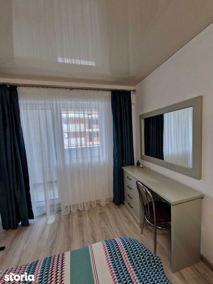 Apartament cu 3 camere, mobilat în Copou