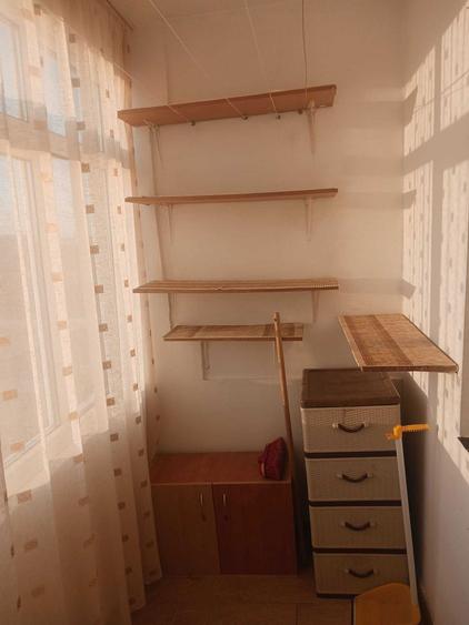 Inchiriez apartament doua camere stradal - 2