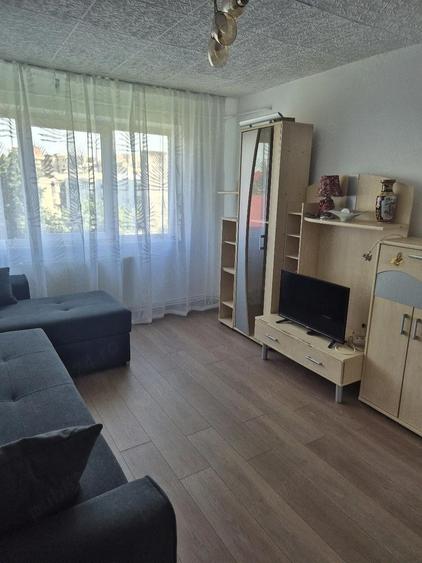 inchiriez apartament doua camere - 2