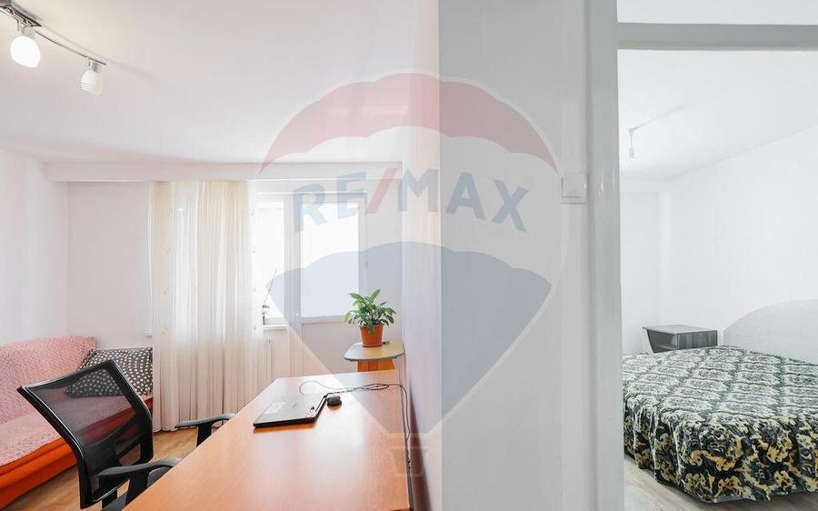 Apartament 2 camere de vanzare, zona Decebal, Oradea - 1