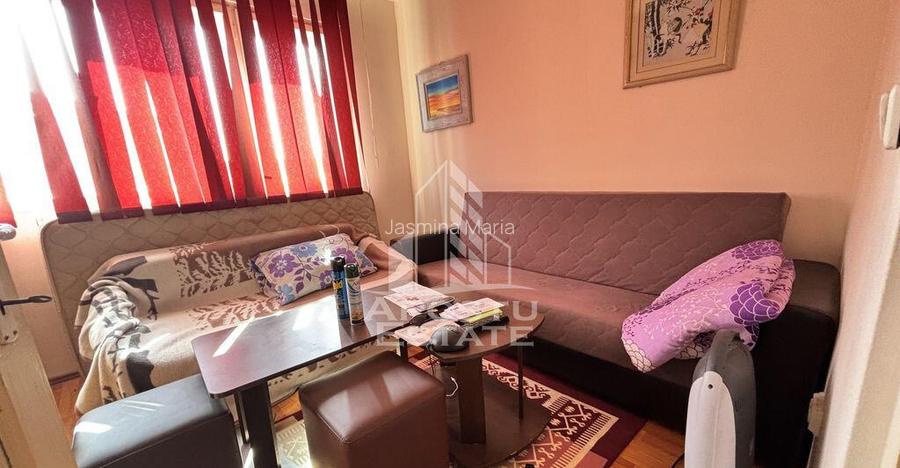 Garsoniera mobilata si utilata in UMT, bloc izolat, ideal...