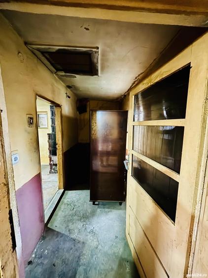 Casa de vanzare teren 1350mp + 33750mp extravilan arabil - 9