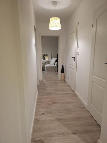 Tineretului, 2 camere decomandat, etaj 2, mobilat utilat, bloc 1983, parcare ADP - 6