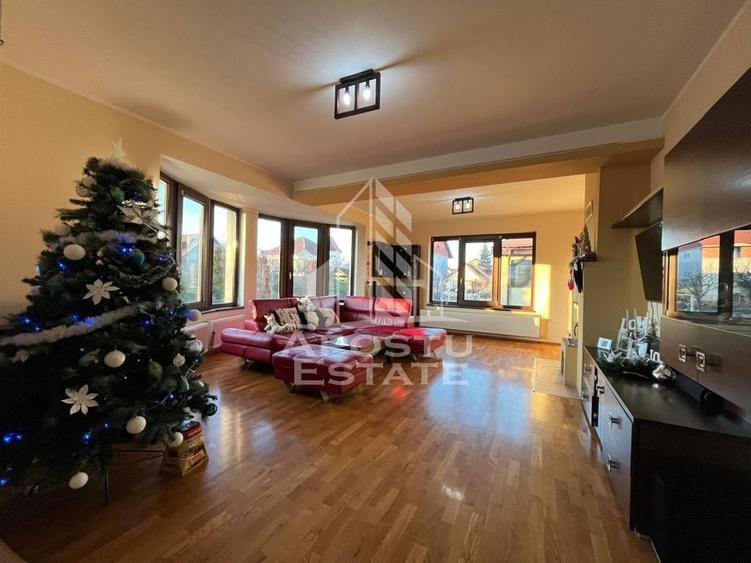 Casa individuala cu 6 camere,3 bai,  garaj, teren 1362 mp - 1