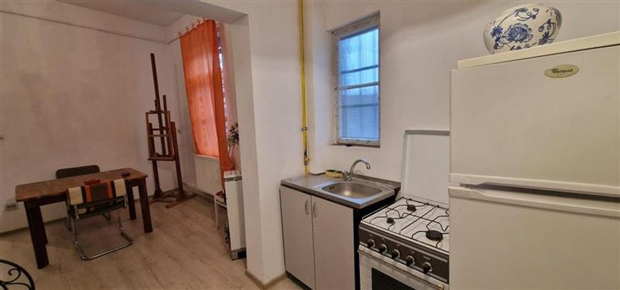 Chirie Resita  Apartament 90 mp. etj.1 la casa. - 6