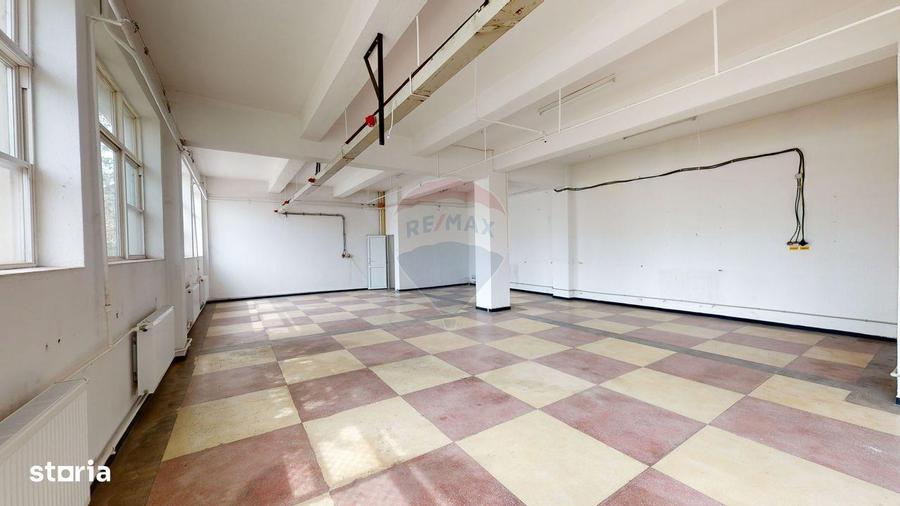 Spa?iu comercial parter Bucurestii Noi/ Metrou Straulesti - 7