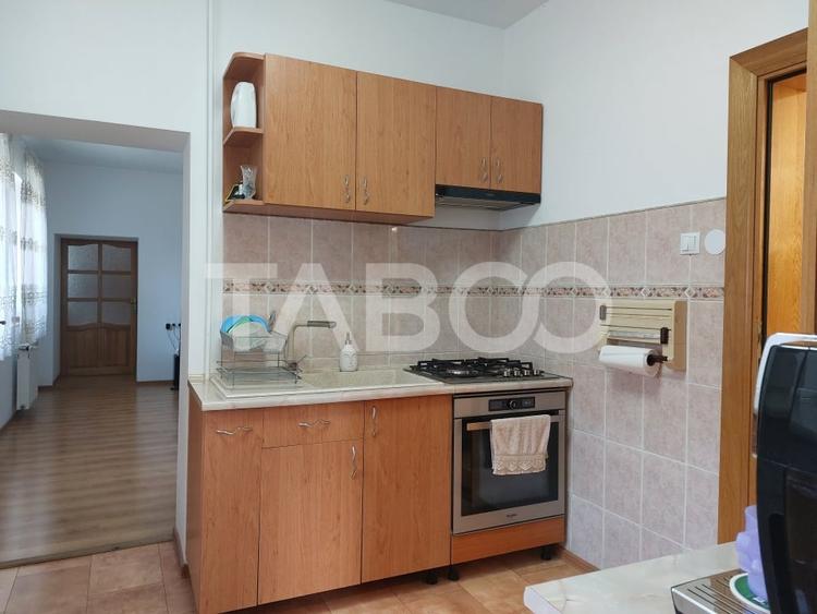 Casa 109 mp 4 camere pivnita terasa loc parcare curte comuna Cisnadie - 7