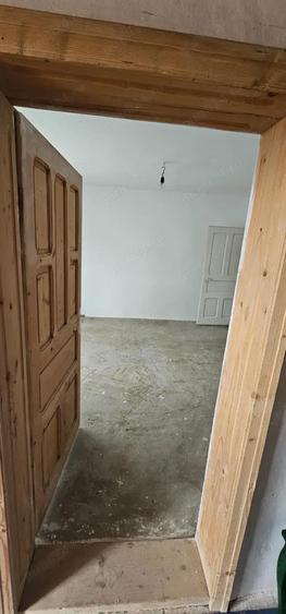 Casa de vanzare, com.Luciu - 9