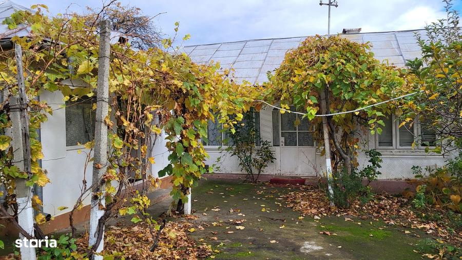 Casa de vanzare, 4 camere, teren 3200mp - 19