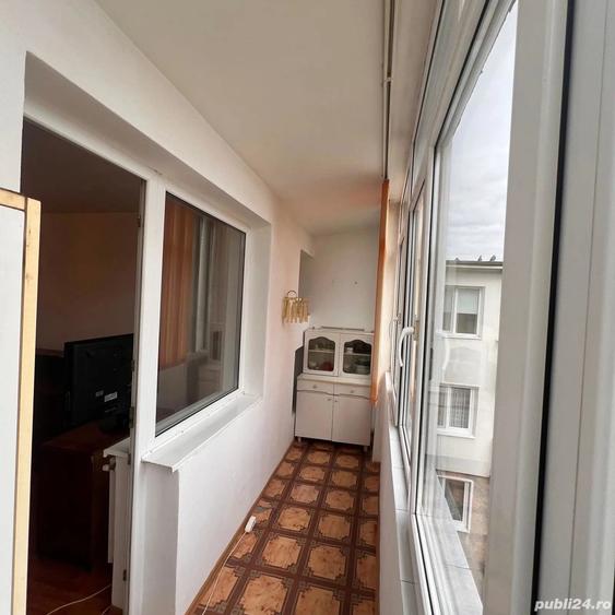 Apartament in Vulcan (Hunedoara), ultracentral, mobilat - 2