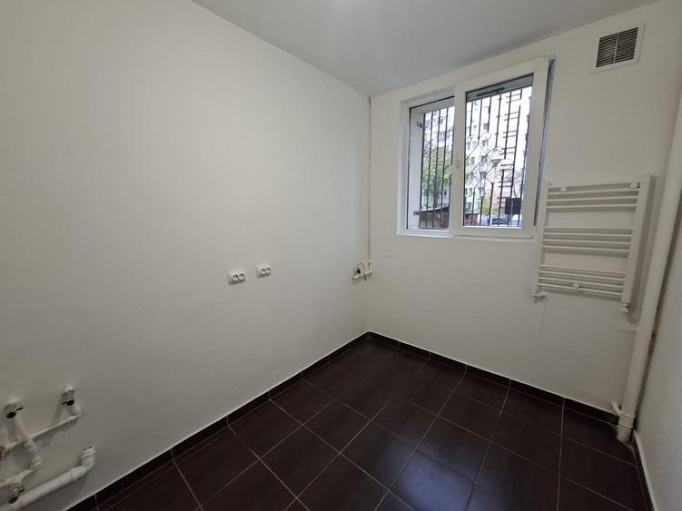 Obor,Mihai Bravu langa Primaria Sectorului 2 - 11