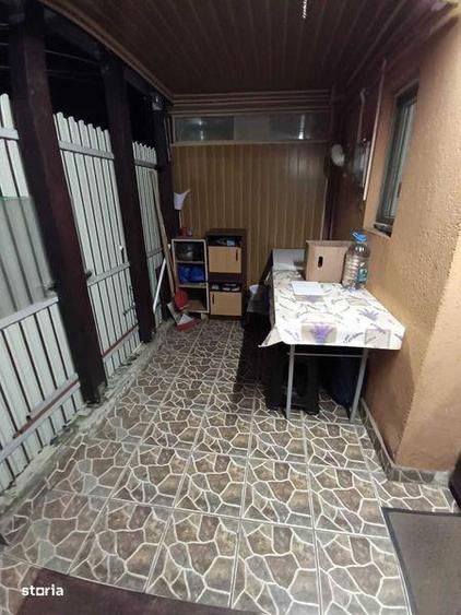De vanzare casa 3 camere zona Damaroaia 2 bai, balcon deschis - 3