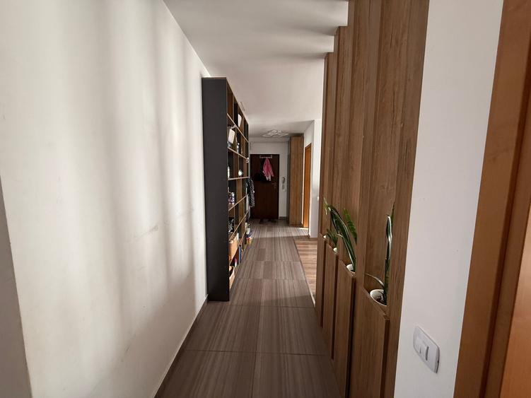 Apartament cu 3 camere si doua bai. Comision 0 - 10