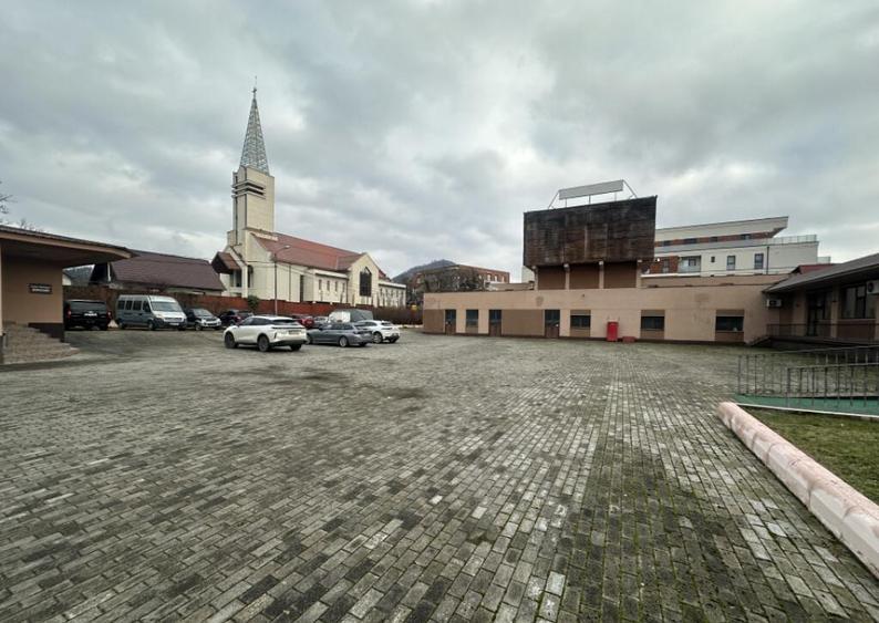 Spa?ii comerciale ?i Teren 6000 mp - Baia Mare - 12