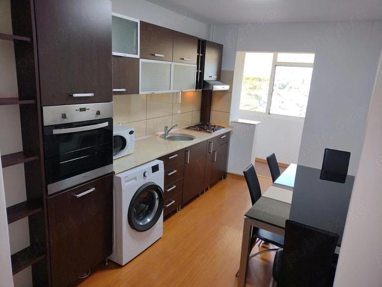 Ap. 2 camere cf 1 Republicii - Mega Image - 2