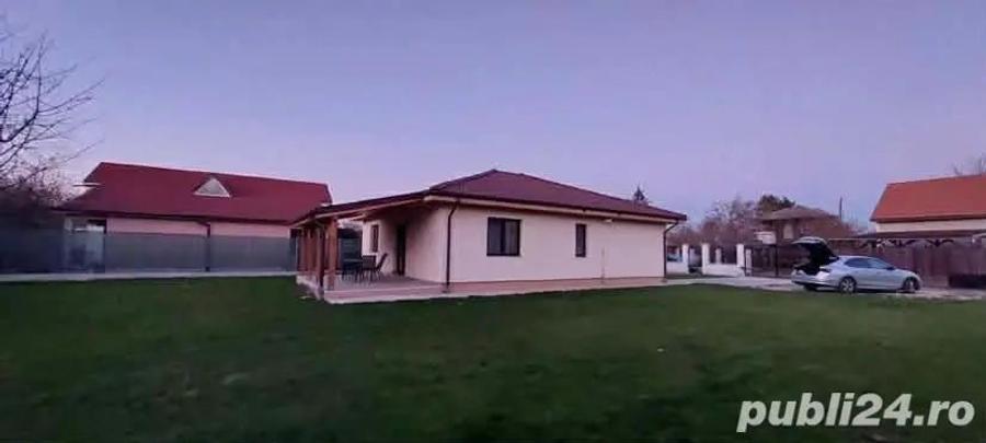 Casa cu 4 camere de vanzare , tip parter , Bercu Rosu , 175.000 euro negociabil - 12