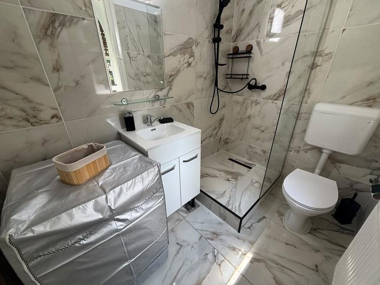 Apartament cu 2 camere semidecomandat în Primăverii