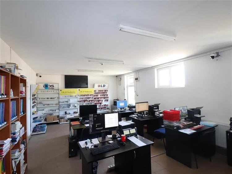 Teren intravilan 9359 mp  |  hala 786 mp | Apahida | zona Libertatii - 24