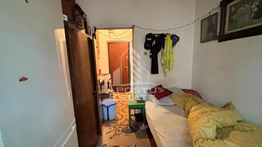 Garsoniera in zona Buziasului, Timisoara,etaj intermediar - 2