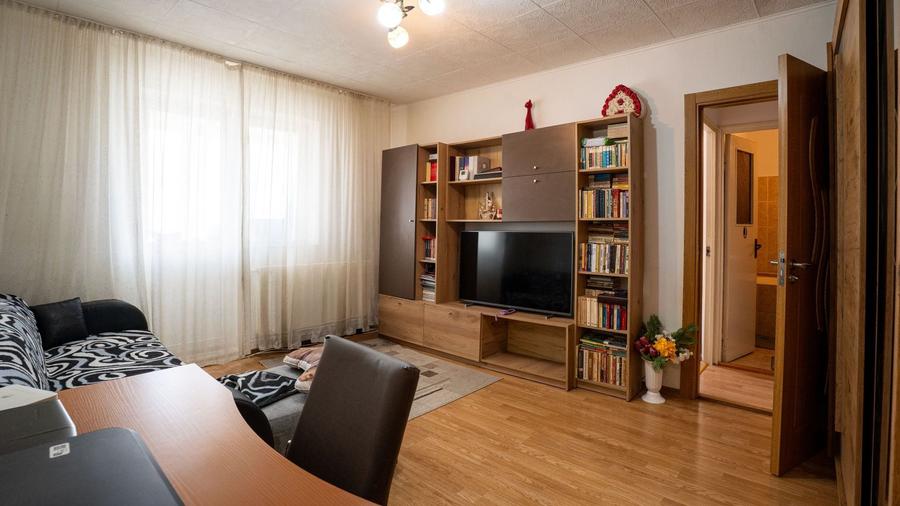 2 camere, 40,5 mp + balcon, mobilat-utilat,  Săcele – Electroprecizia - 4